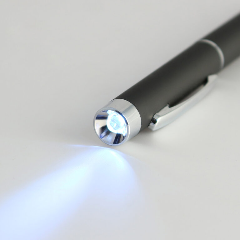 Linterna Medic prendida