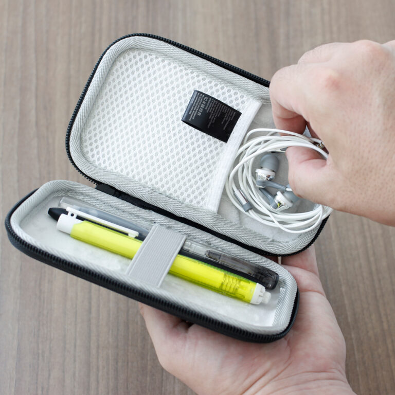 Estuche-Fugu-en-Mano